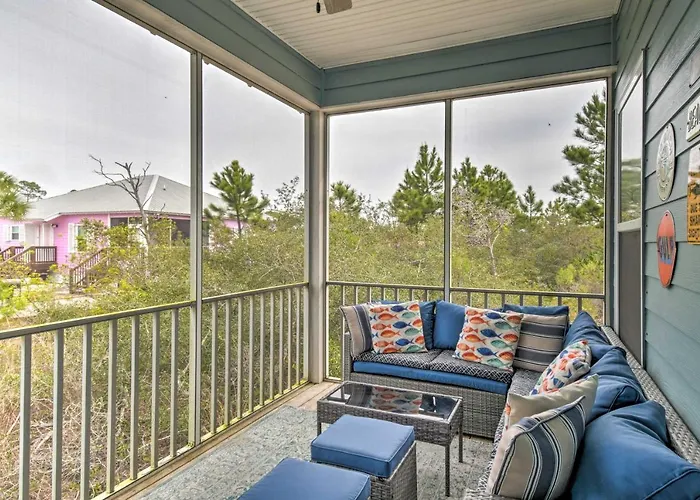 Coastal Getaway - Near The Beaches! *