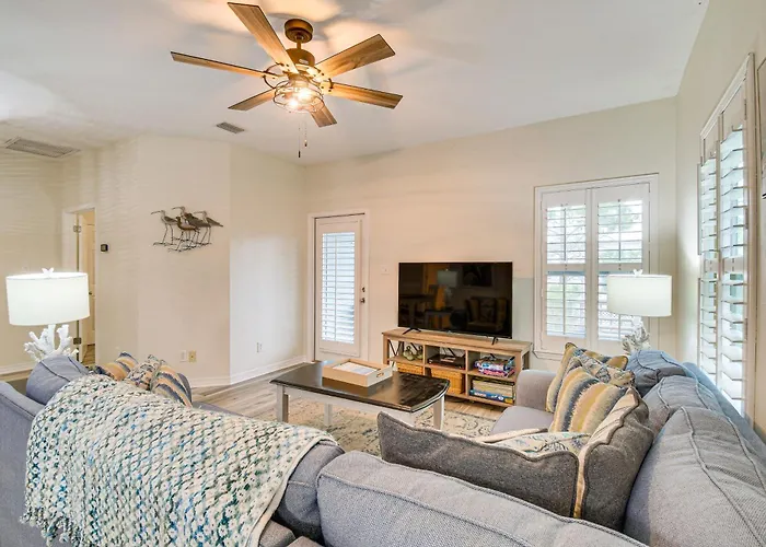 Holiday home Coastal Getaway - Near The Beaches! Gulf Shores