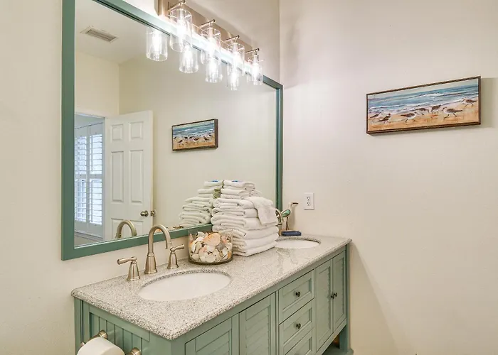 Coastal Getaway - Near The Beaches! Holiday home Gulf Shores