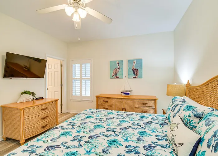 Coastal Getaway - Near The Beaches! Holiday home Gulf Shores